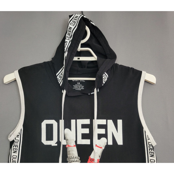 On Fire Hooded Top Womens 1X Black White Queen Graphic Drawstring Sleeveless - Picture 2 of 10